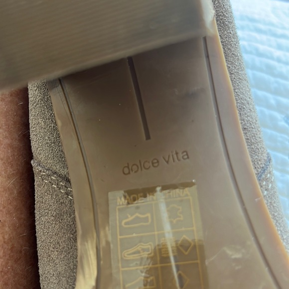 Dolce Vita Ankle Boot Bootie Size 8 Taupe Beige Suede Slip On Mid Heel 2.5. - Picture 13 of 14